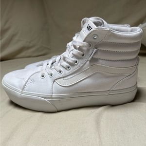 Vans Filmore high tops. Women’s size 9. White.